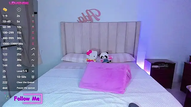 sheirysex  online show from March 19, 2026, 4:12 am