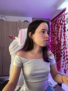 Snapshot of Anto_herrera chatting on March 12, 2025, 8:20 pm Anto herrera online show from March 12, 2025, 8:20 pm