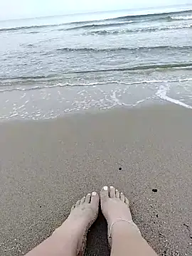 gracehill  online show from October 8, 2025, 11:45 am