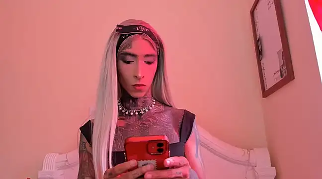 drippyorlovee online show from January 17, 2025, 2:18 pm