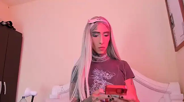 drippyorlovee online show from January 11, 2025, 2:04 pm