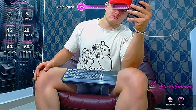 Leonsmoron online show from July 12, 2026, 12:11 am