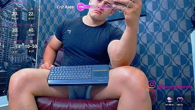Leonsmoron online show from June 17, 2026, 12:11 am