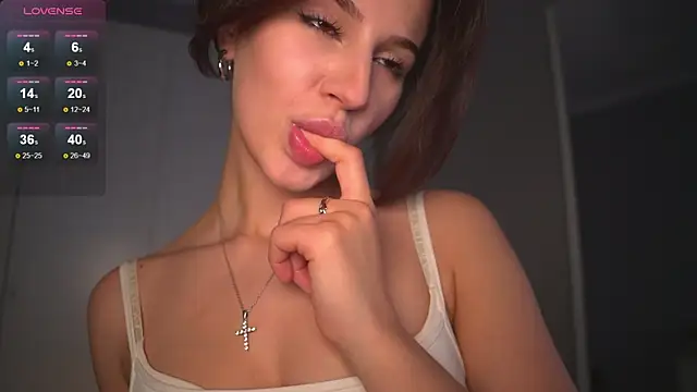 -JuicyMolly- online show from February 24, 2026, 3:13 pm