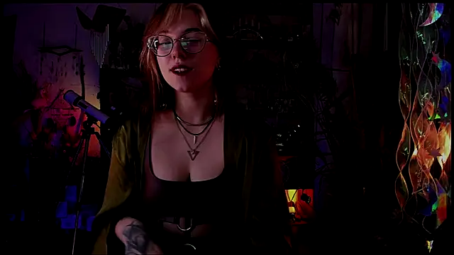 Scarlett Wanner online show from December 3, 2024, 8:11 pm