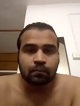 aksxi1 online show from September 21, 2025, 2:44 pm