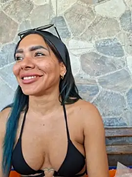 Doll Loren online show from June 20, 2026, 4:56 pm