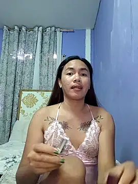 lady kim boner online show from November 28, 2025, 4:12 am