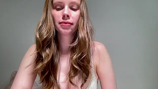 Nikki Mimimi online show from April 29, 2026, 10:08 am