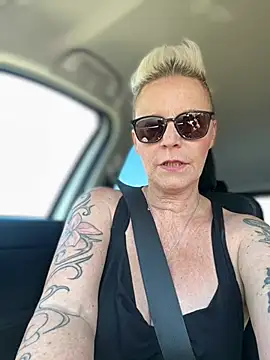 German Milf online show from July 12, 2026, 10:05 am