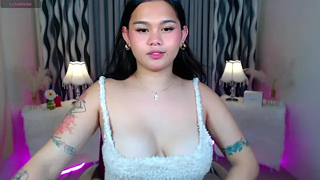 Ella Fantasiax online show from September 28, 2025, 2:46 pm