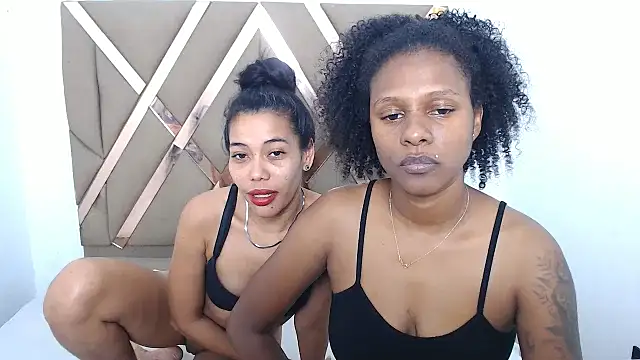 lizeth keilyn online show from April 21, 2026, 4:57 pm