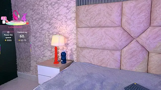 Snapshot of Cris__sweet chatting on February 20, 2026, 12:07 pm Cris sweet online show from February 20, 2026, 12:07 pm