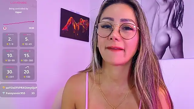 Snapshot of Cris__sweet chatting on July 24, 2026, 10:06 pm Cris sweet online show from July 24, 2026, 10:06 pm