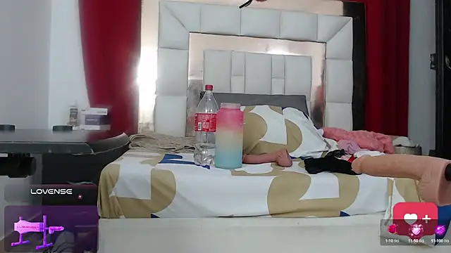 candyrojas online show from September 30, 2025, 6:19 am