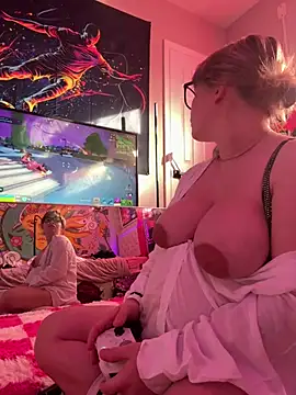 Cutiepiespanks online show from July 30, 2026, 10:31 pm