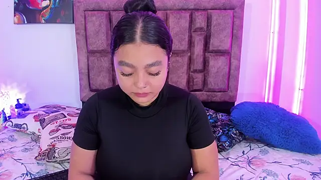 Snapshot of NaughtyAnaa chatting on October 13, 2025, 3:35 pm NaughtyAnaa online show from October 13, 2025, 3:35 pm