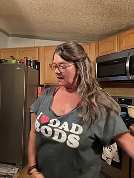 cowgirlc online show from October 4, 2025, 2:35 am