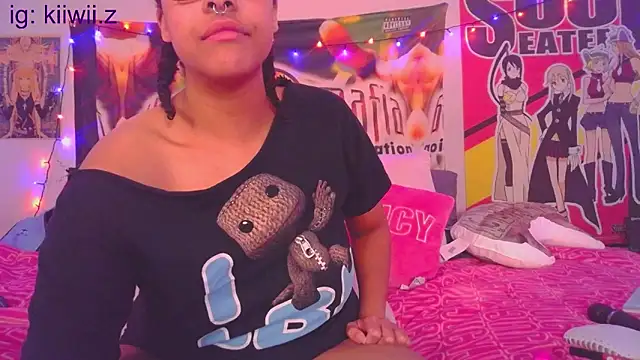 N1NT3NDH03 online show from February 6, 2025, 5:35 am