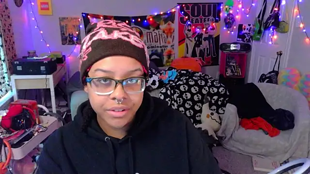 N1NT3NDH03 online show from October 8, 2025, 12:39 pm