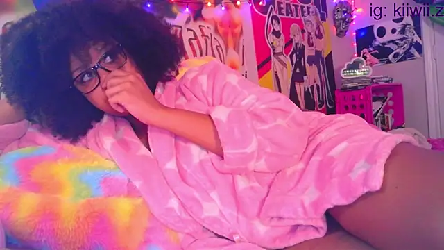 N1NT3NDH03 online show from March 20, 2025, 3:56 am