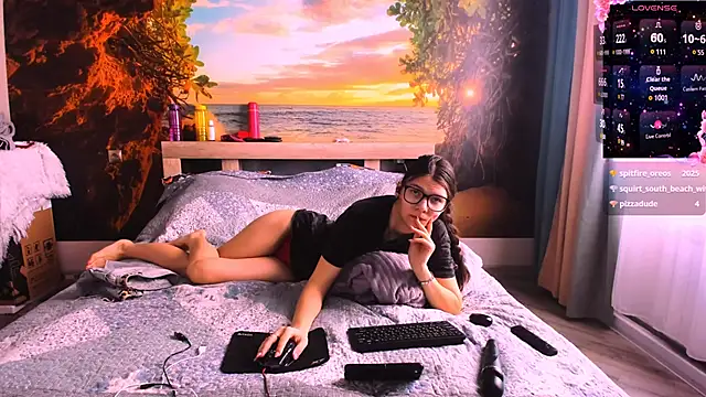 MollyLollipop online show from March 5, 2025, 5:18 am