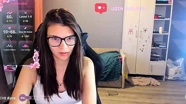 MollyLollipop online show from October 24, 2025, 2:21 am