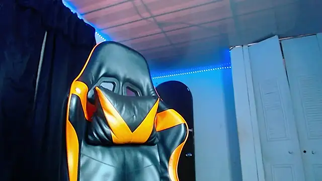 Adam Hudsond online show from October 27, 2025, 4:08 pm