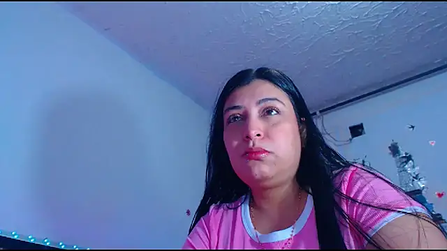 oliviarodriguez2u online show from May 9, 2026, 10:02 pm