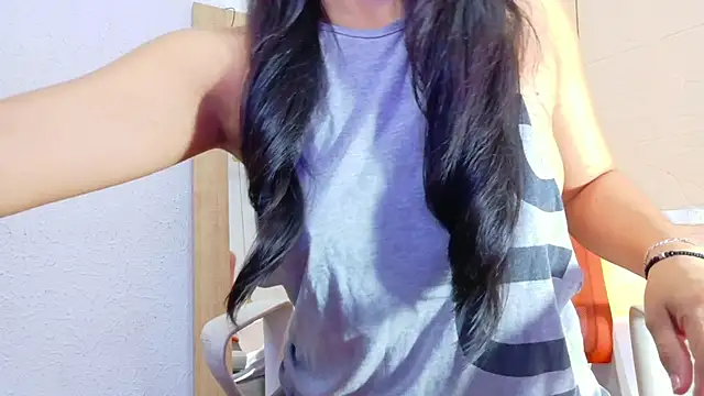 Snapshot of Sweet_baby_hellen chatting on March 4, 2025, 4:17 am Sweet baby hellen online show from March 4, 2025, 4:17 am