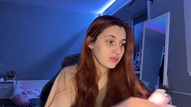 Uniarten online show from February 4, 2025, 7:22 pm