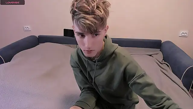 James Mills online show from March 6, 2025, 7:10 pm