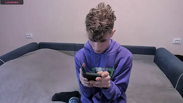 James Mills online show from March 13, 2025, 6:01 pm