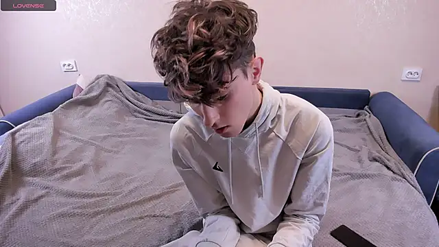 James Mills online show from February 18, 2025, 6:26 pm