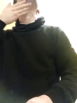 White rabbit  online show from February 25, 2025, 10:09 pm