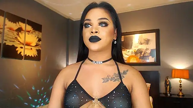 MarryQueen22 online show from April 25, 2026, 11:57 pm