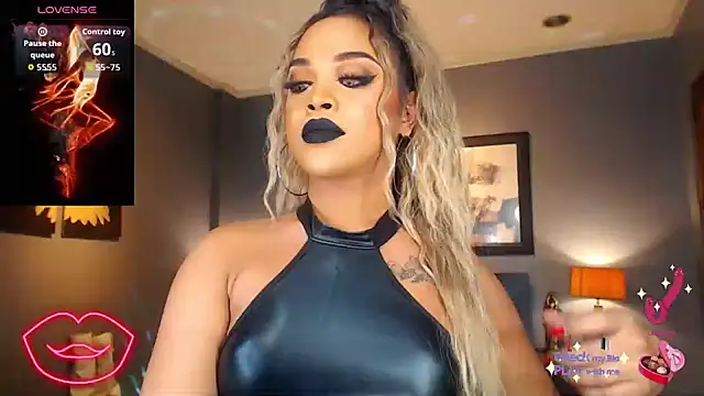 Snapshot of MarryQueen22 chatting on March 1, 2026, 1:49 am MarryQueen22 online show from March 1, 2026, 1:49 am