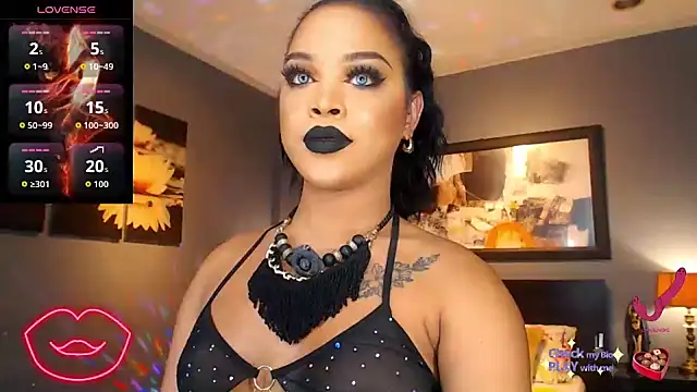 MarryQueen22 online show from May 1, 2026, 1:21 am