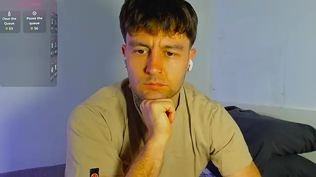 Snapshot of HonestAndrew chatting on March 17, 2026, 6:05 am HonestAndrew online show from March 17, 2026, 6:05 am