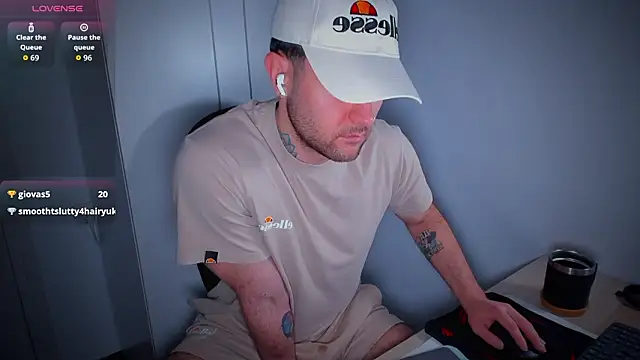 Snapshot of HonestAndrew chatting on March 21, 2026, 8:19 am HonestAndrew online show from March 21, 2026, 8:19 am