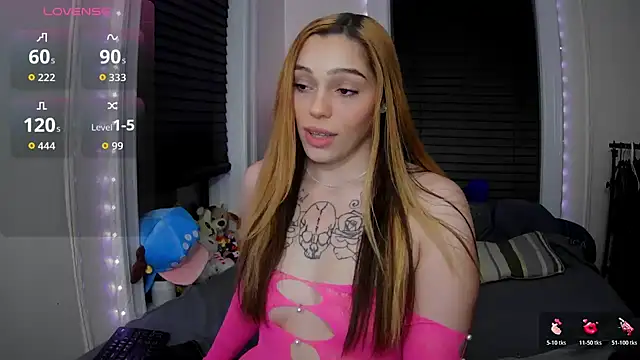 sapphirestorm8 online show from December 19, 2025, 2:15 am