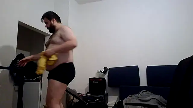 Snapshot of Superbearc89 chatting on March 28, 2026, 10:00 pm Superbearc89 online show from March 28, 2026, 10:00 pm