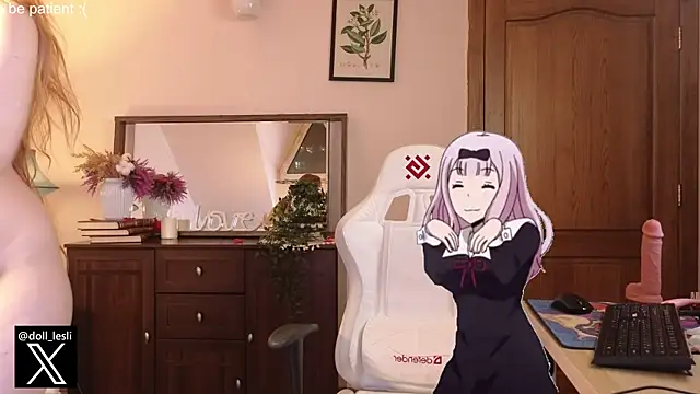 doll lesli online show from March 18, 2025, 5:23 pm