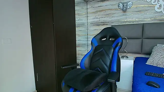 oliver  brown online show from January 25, 2025, 9:25 pm