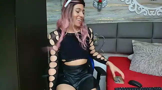 oliver  brown online show from March 11, 2025, 8:31 pm