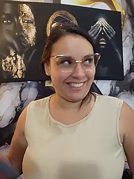 LizzRouse online show from April 30, 2026, 9:19 pm