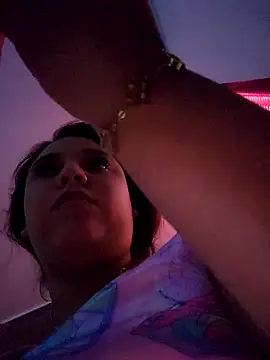 LizzRouse online show from October 9, 2025, 1:22 pm