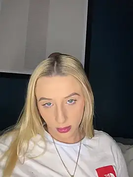 Strongqueen online show from February 14, 2025, 11:42 pm