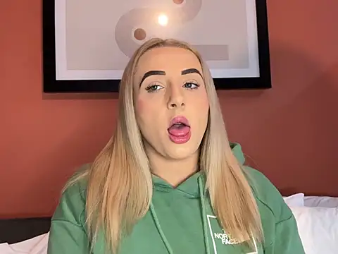 Strongqueen online show from February 23, 2025, 6:34 pm