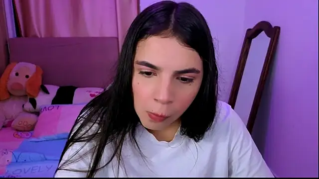  elenna online show from October 31, 2025, 5:31 pm